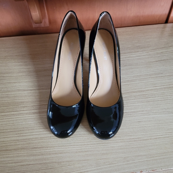 Nine West genuine leather shoes. - Picture 1 of 4